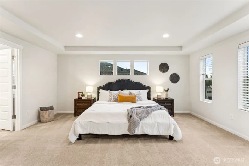 Property photo for 9526 S 235th Place, Kent photo 13