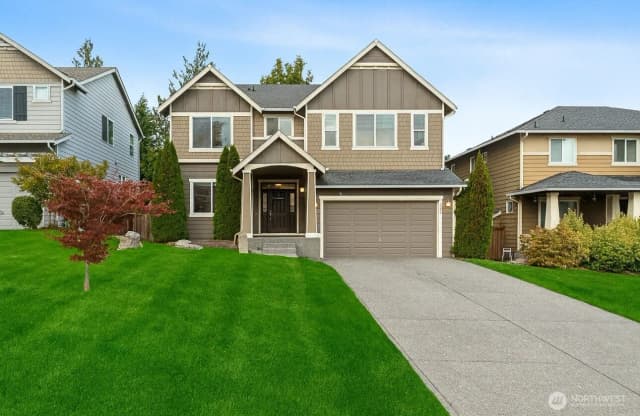 Property photo for 9526 S 235th Place, Kent