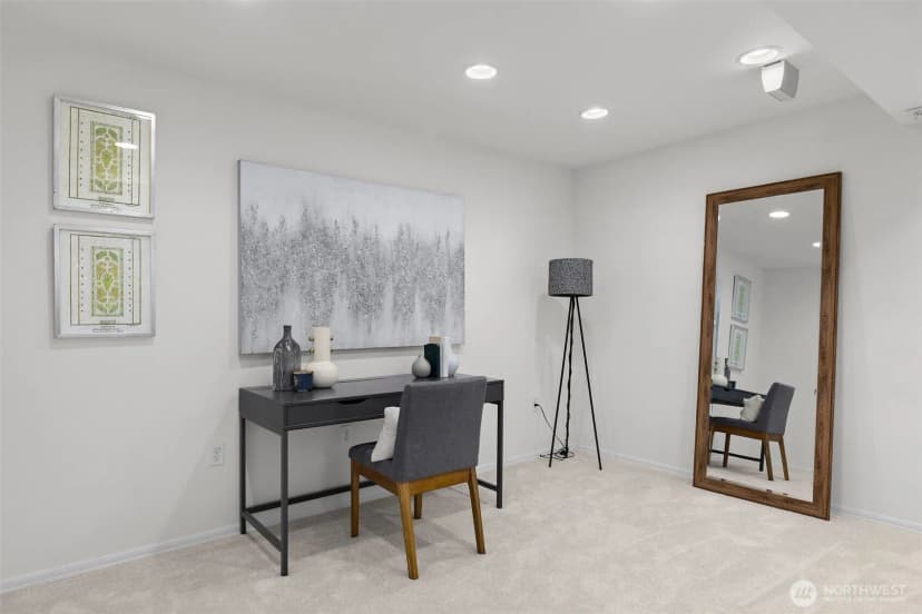 Property photo for 10213 Ne 22nd Place, Bellevue photo 19