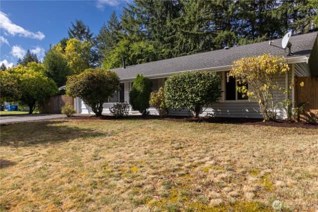 Property photo for 15130 15th Avenue S, Spanaway photo 3