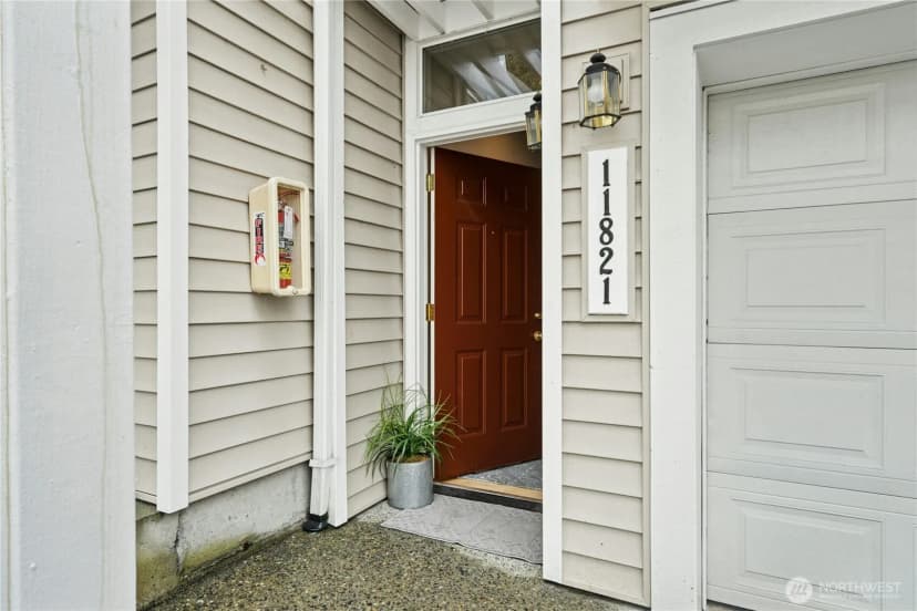 Property photo for 11821 Ne 162nd Court, Bothell