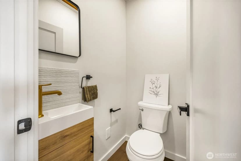 Property photo for 3267 S Harbor View Drive, Langley photo 24