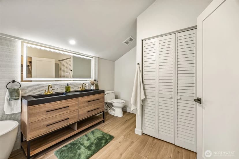 Property photo for 3267 S Harbor View Drive, Langley photo 34