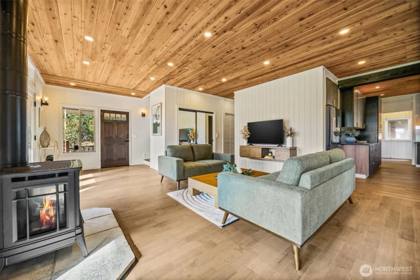 Property photo for 3267 S Harbor View Drive, Langley photo 9