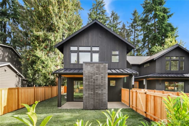 Property photo for 6818 128th Avenue Ne, Kirkland photo 5
