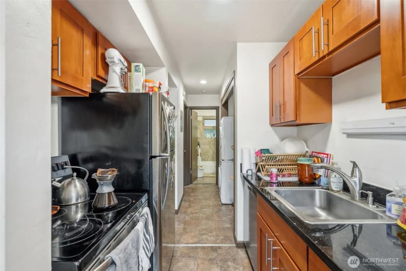 Property photo for 2350 Beacon Avenue S, Seattle photo 14