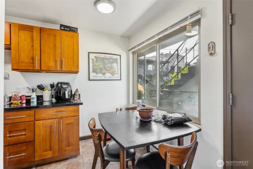 Property photo for 2350 Beacon Avenue S, Seattle photo 13