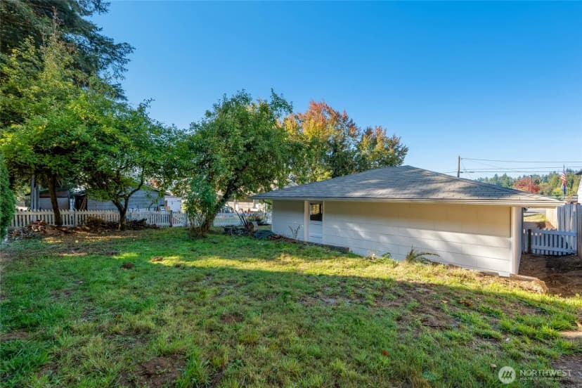 Property photo for 1815 Bickford Avenue, Snohomish photo 24
