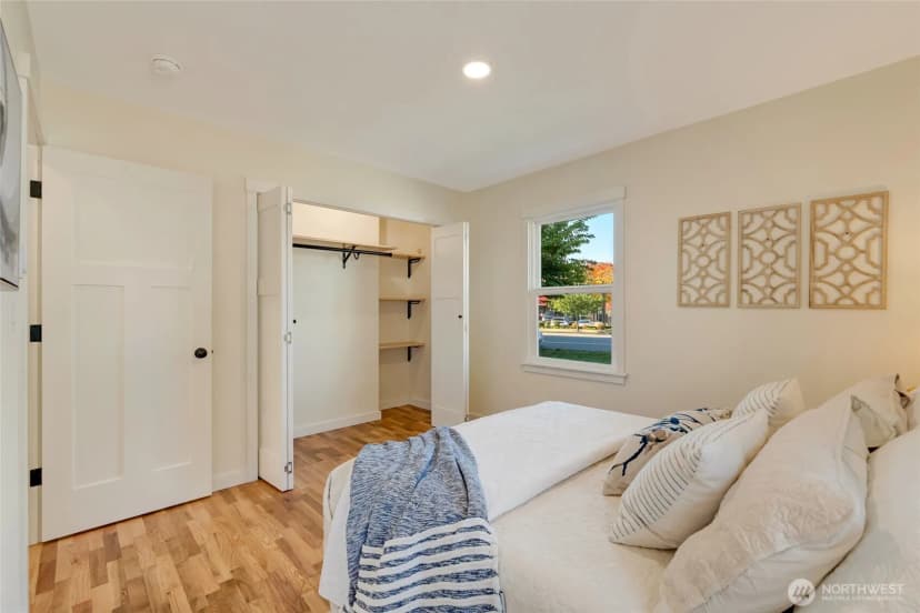 Property photo for 1815 Bickford Avenue, Snohomish photo 14