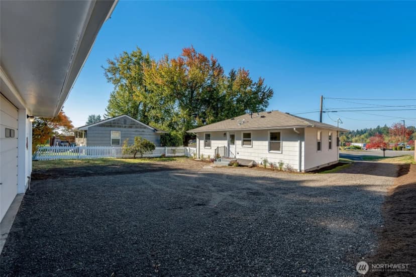 Property photo for 1815 Bickford Avenue, Snohomish photo 19