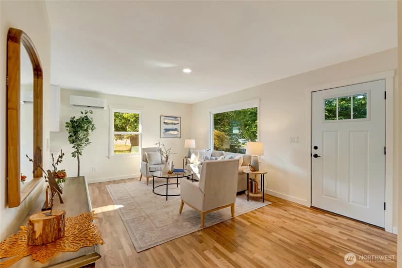 Property photo for 1815 Bickford Avenue, Snohomish photo 6