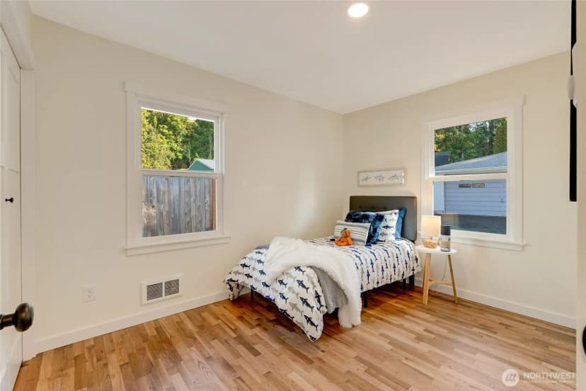 Property photo for 1815 Bickford Avenue, Snohomish photo 15