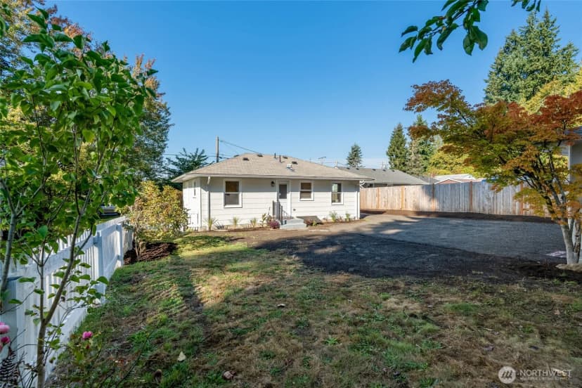 Property photo for 1815 Bickford Avenue, Snohomish photo 22