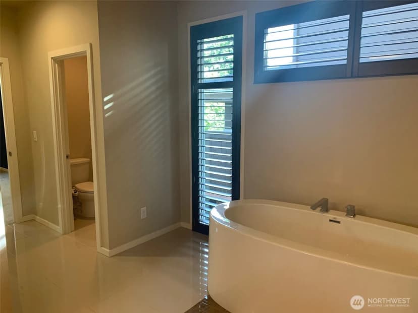 Property photo for 13406 Se 262 Street, Kent photo 9