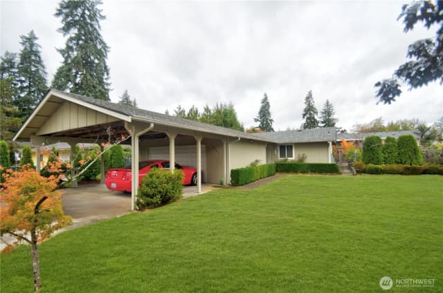 Property photo for 7520 14th Ave Ne, Olympia