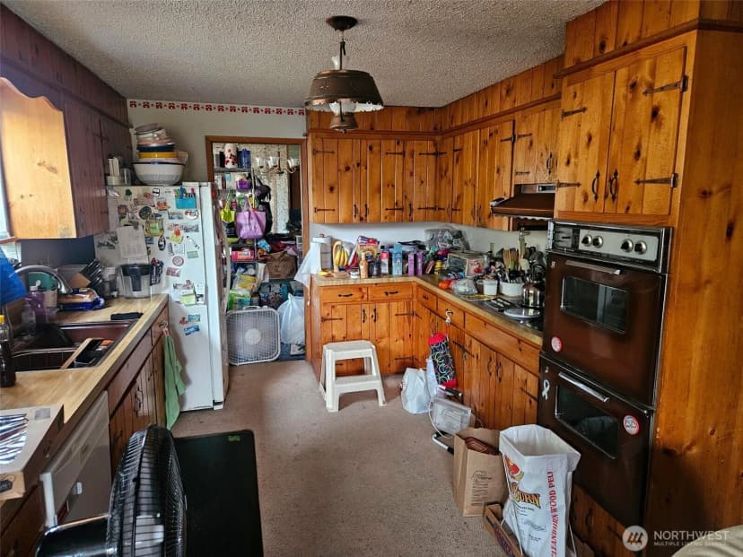 Property photo for 19008 22nd Avenue E, Tacoma photo 11