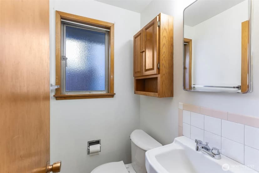 Property photo for 836 Sw 128th Street, Seattle photo 17