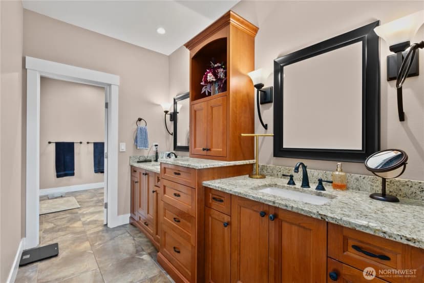 Property photo for 1712 Spring Meadows Drive, Lynden photo 20