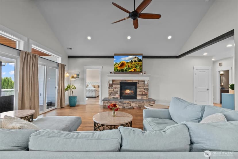 Property photo for 1712 Spring Meadows Drive, Lynden photo 16