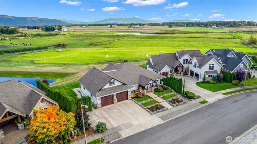 Property photo for 1712 Spring Meadows Drive, Lynden photo 37