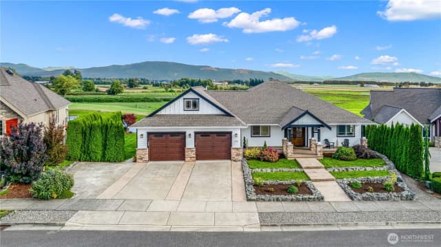 Property photo for 1712 Spring Meadows Drive, Lynden