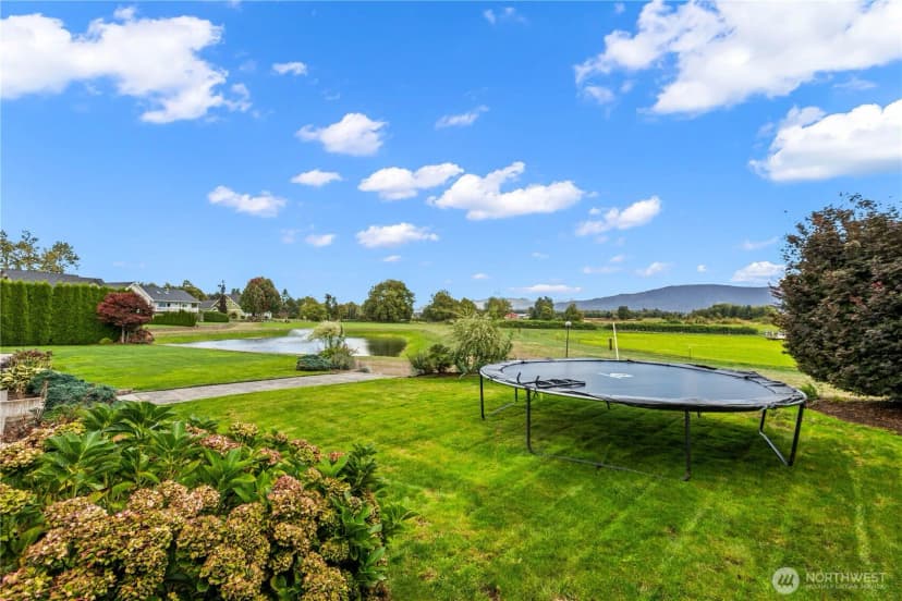 Property photo for 1712 Spring Meadows Drive, Lynden photo 36