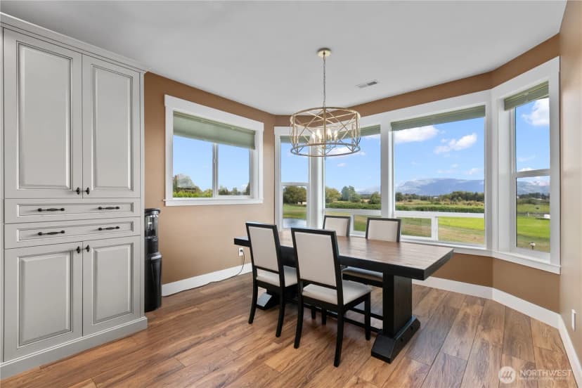 Property photo for 1712 Spring Meadows Drive, Lynden photo 13