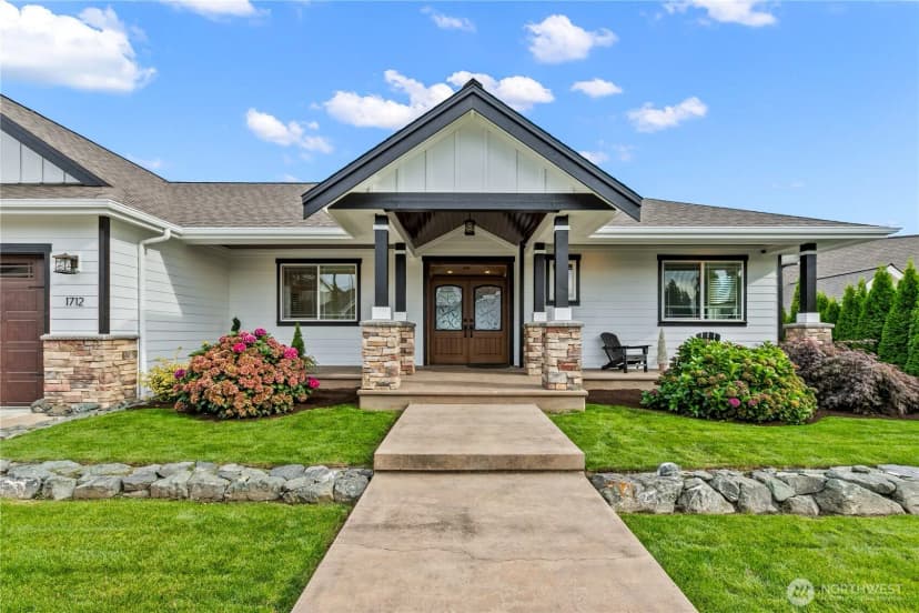 Property photo for 1712 Spring Meadows Drive, Lynden photo 3