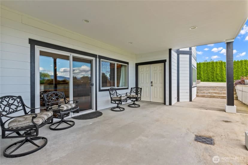 Property photo for 1712 Spring Meadows Drive, Lynden photo 30