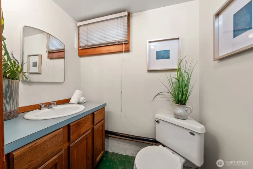 Property photo for 6545 47th Avenue Ne, Seattle photo 21