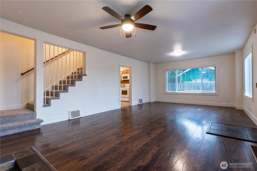 Property photo for 6240 S Warner Street, Tacoma photo 8