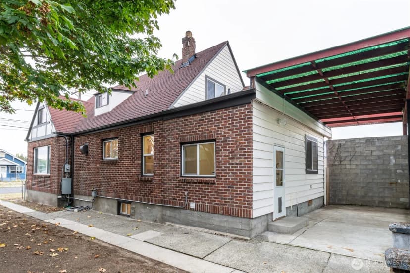 Property photo for 6240 S Warner Street, Tacoma photo 33