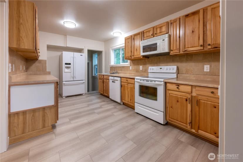 Property photo for 6240 S Warner Street, Tacoma photo 14