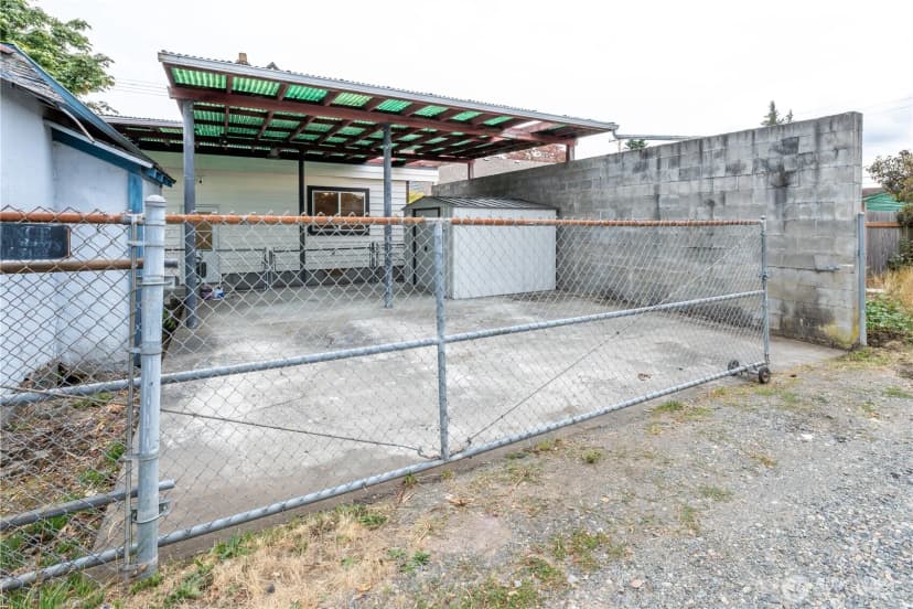 Property photo for 6240 S Warner Street, Tacoma photo 37