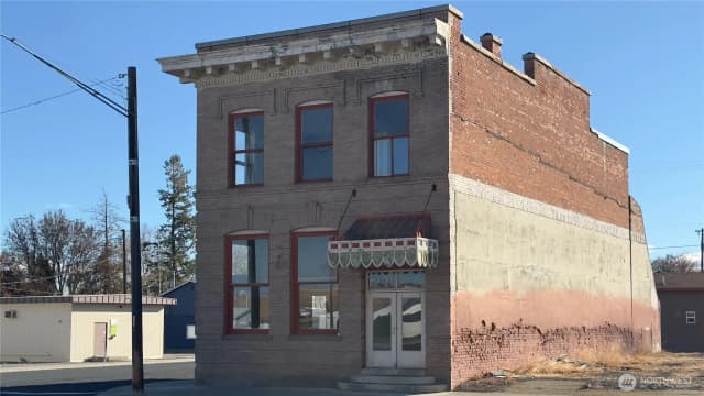 Property photo for 301 W Main Street, Almira photo 4