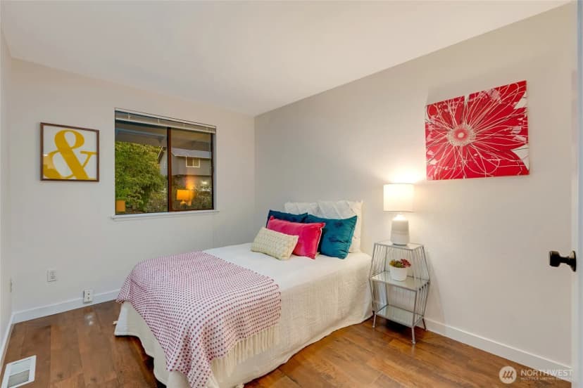 Property photo for 16921 135th Place Se, Renton photo 19