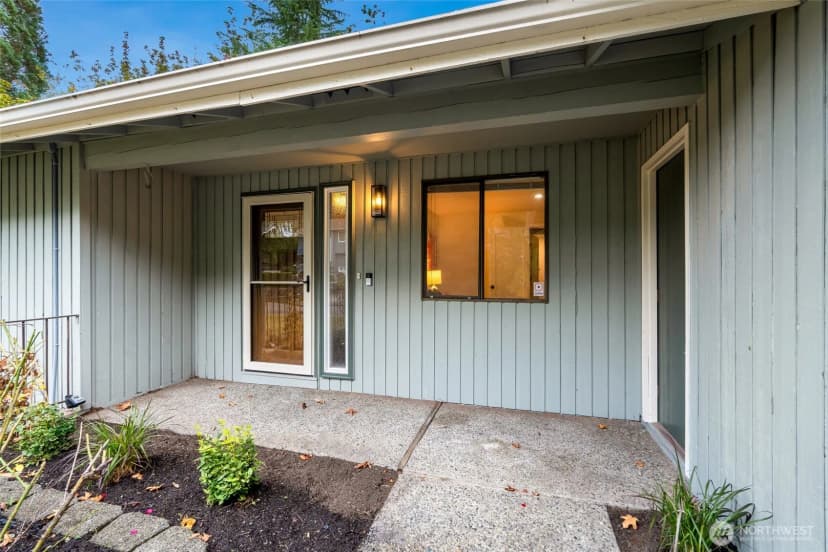Property photo for 16921 135th Place Se, Renton photo 28