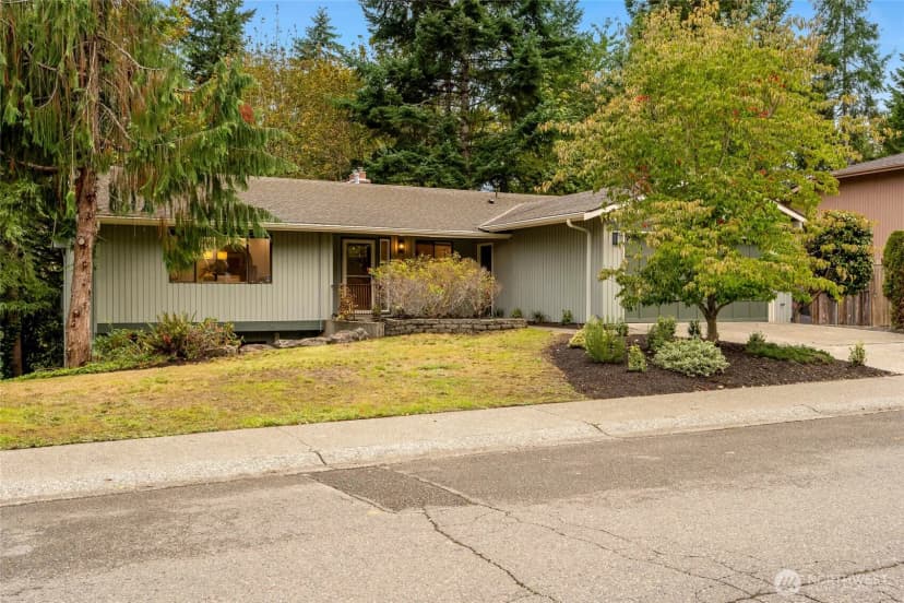 Property photo for 16921 135th Place Se, Renton photo 30