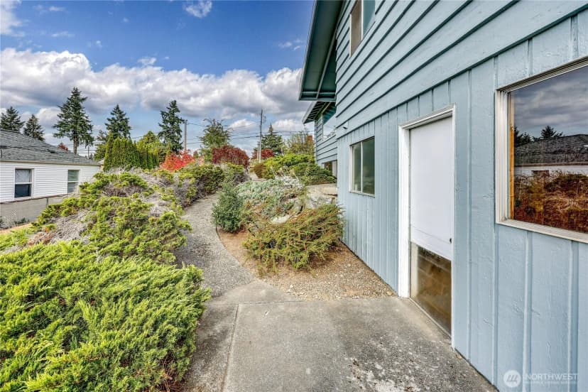 Property photo for 2313 Cascade Trail, Bremerton photo 5