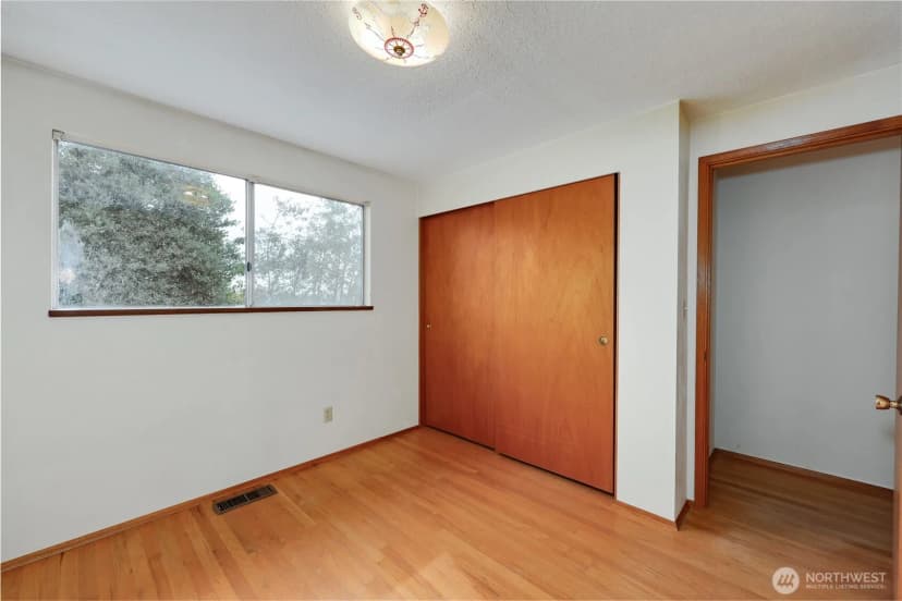 Property photo for 2313 Cascade Trail, Bremerton photo 23