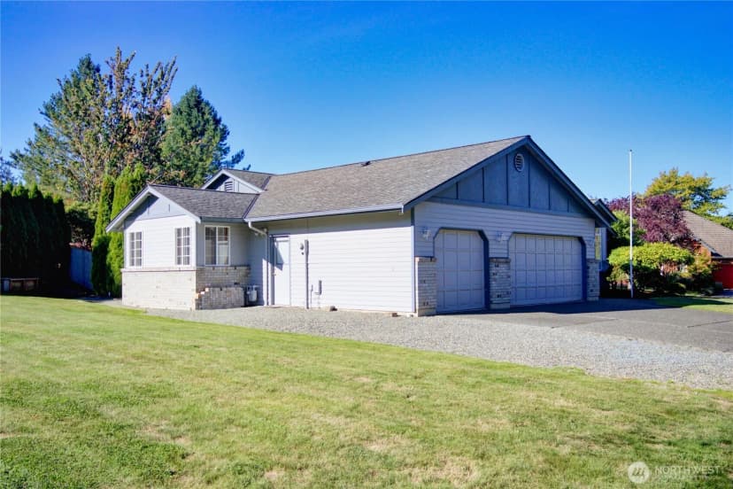 Property photo for 315 Lilac Drive, Mount Vernon photo 3