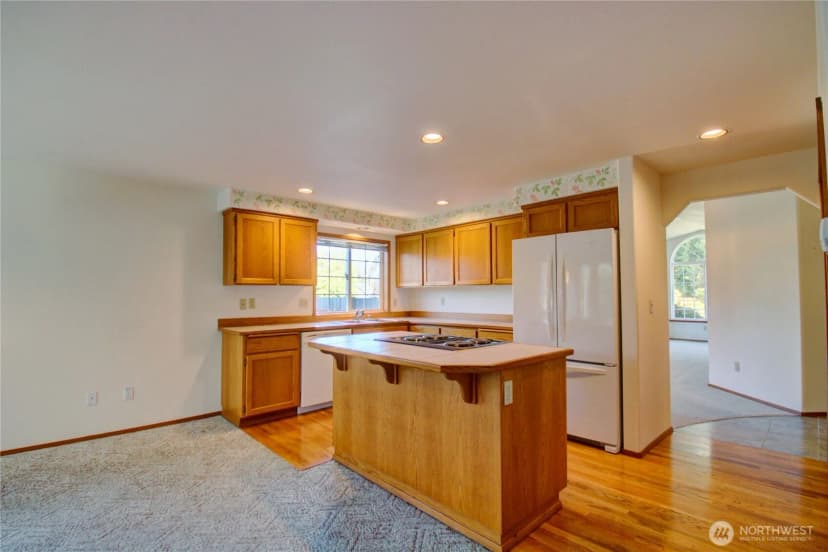 Property photo for 315 Lilac Drive, Mount Vernon photo 14