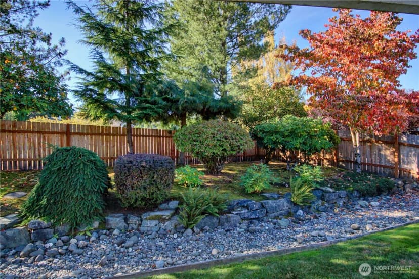 Property photo for 315 Lilac Drive, Mount Vernon photo 32