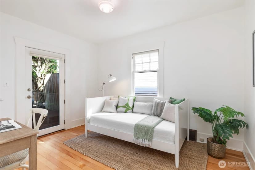 Property photo for 1022 Ne 69th Street, Seattle photo 13