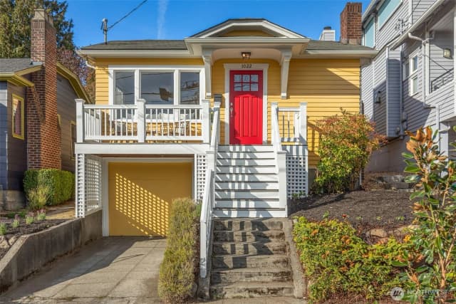 Property photo for 1022 Ne 69th Street, Seattle