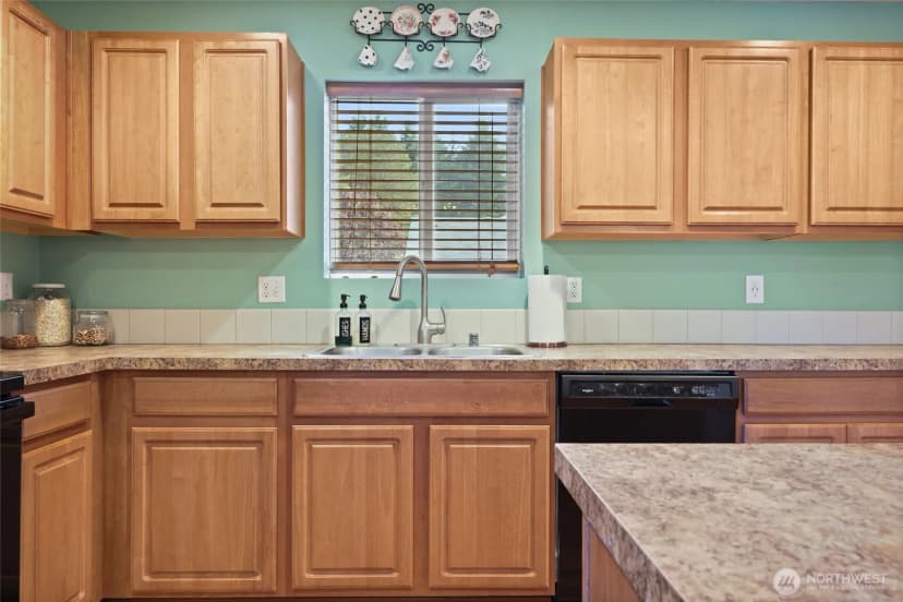 Property photo for 5771 Arcarro Court Se, Lacey photo 14