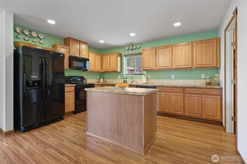 Property photo for 5771 Arcarro Court Se, Lacey photo 13