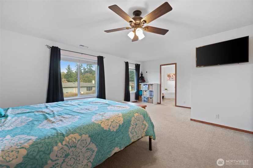 Property photo for 5771 Arcarro Court Se, Lacey photo 24