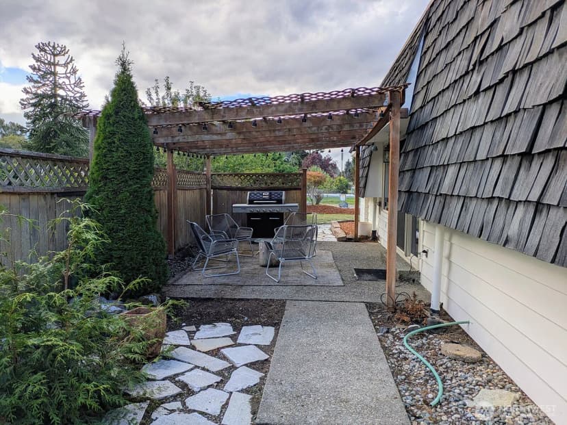 Property photo for 72 Sea View Drive, Port Angeles photo 32