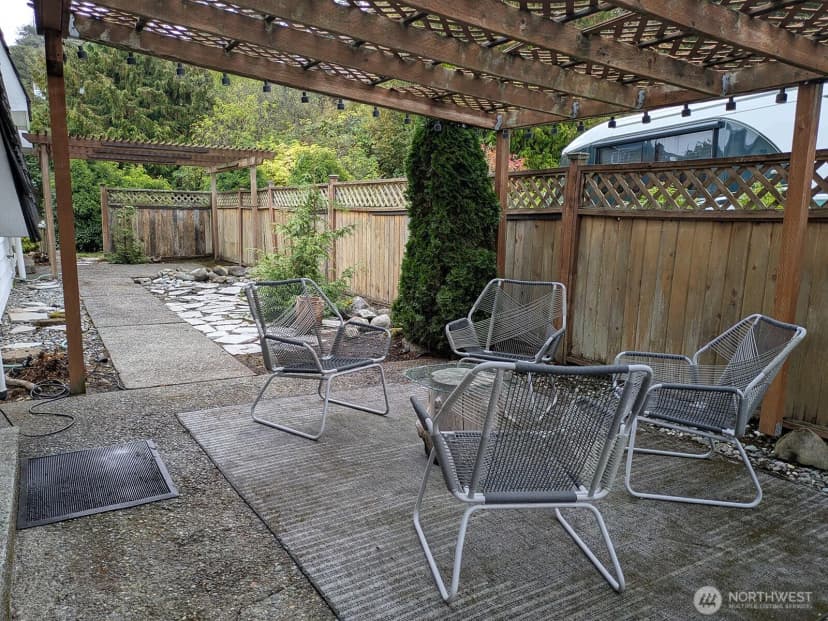 Property photo for 72 Sea View Drive, Port Angeles photo 31